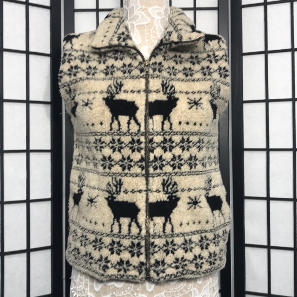 Sherpa Fo Fur Vest Pacific Cove